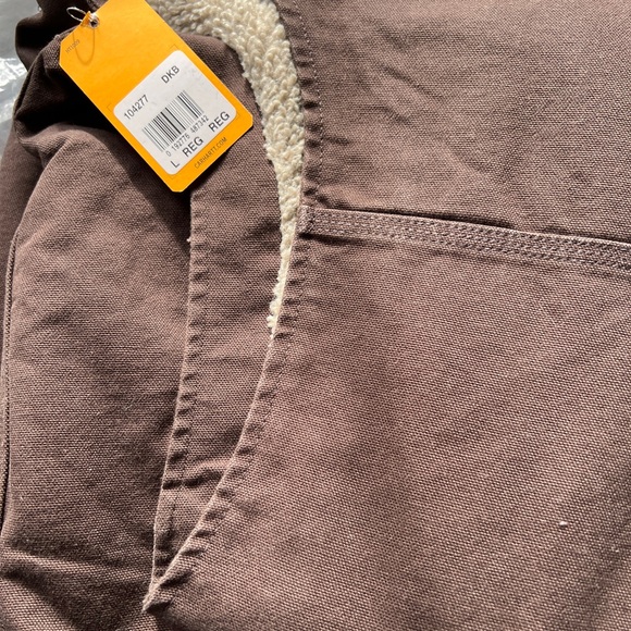 Men’s Carhartt Vest NWT size L - Picture 6 of 10